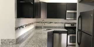 6112 N Winthrop Ave Gallery 1