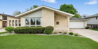 5911 W 125th Place Gallery 1