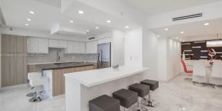 19195 NE 36th Ct Gallery 45