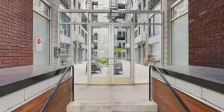 Modern Pet-Friendly 1-Bedroom Condo in Prime Salt Lake City Location with In-Unit Washer/Dryer & Stainless Steel Appliances Gallery 17