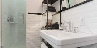 LUXURY 4-BEDROOM HOME IN ALAMO HEIGHTS Gallery 19