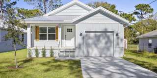 940 Collier Boulevard Gallery 1