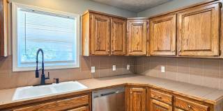 3 Bedroom | 2 Bathroom | 2 Car Garage | Fenced backyard | Nixa MO! | Nixa Schools! Gallery 14