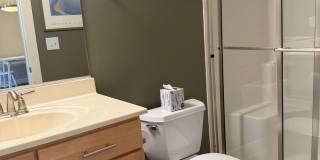 Furnished 2 Bedroom in Winstead Commons! Convenient to Lawndale Dr, Battleground Ave, and More! Gallery 9