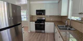 17840 Tarzana Street Gallery 5