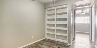 Camelot Apartments Gallery 43