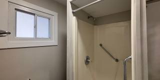 4 Bedroom 2 Bath Single Family Home W/Garage! Gallery 16