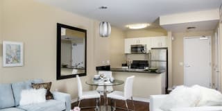 Wilshire Vermont Gallery 9