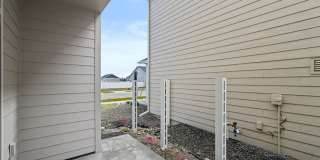 5-bedroom, 3-bedroom single family home! Gallery 35
