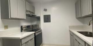 Pearlridge Gardens & Towers, Newly renovated 2 bed, 2 ba, 1 parking incl water/sewer, building amenities very convenient location Gallery 7