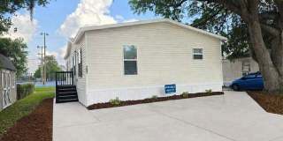 7087 Greenbrier Village Drive Gallery 1
