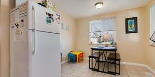 Roomy Sunnyside Duplex with Finished Basement in a Prime Location Gallery 13