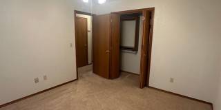 4 Bed, 2.5 Bath Brick home with 2 car garage Gallery 35