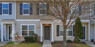 Beautifully Updated Townhome in Desirable Greenbrier community of North Raleigh, Available Now! Gallery 1