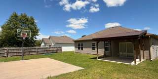Beautiful 3 bed/2 bath home located in Webb City! Two car attached garage, storm shelter, open floorplan, and spacious yard! Gallery 14