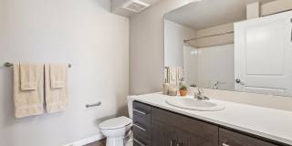 1711 Apartments Gallery 12