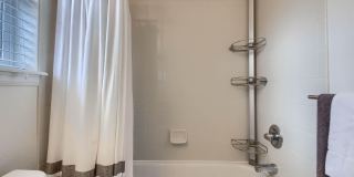Highlands Ranch Spacious 3 bed 2.5 bath Gallery 40