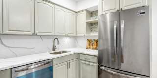 720 Ocean Avenue unit: 25 Gallery 24