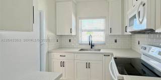 2102 SW 14 Ter Gallery 6