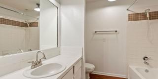 Amazing 1 bedroom, 1 bathroom Condo in Montevista! Gallery 9