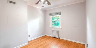 Spacious 2 Bed / 2 Bath Home Between Old Town & Potomac Yard – Private Yard & Deck! Gallery 15