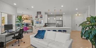 3630 North Davidson Street Gallery 7