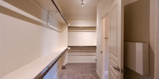 1141 Kingston Court Gallery 29
