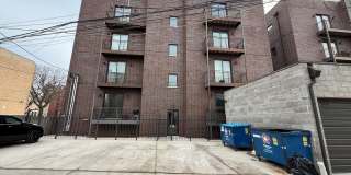 Luxurious 3BR/2BA Condo – Near University of Chicago in the heart of Hyde Park! Gallery 27