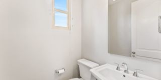 Your Next Home Awaits – Beautiful 3-Bedroom Irvine Townhome Gallery 22