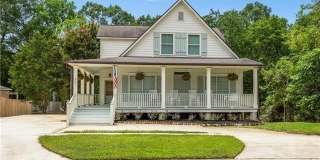 921 Carriage Way Gallery 1