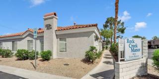 2 BEDROOM 2 BATH CONDO NEW FLOORING Gallery 1