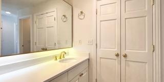Beautiful & Private Millcreek Townhome! Beautiful & Private Millcreek Townhome! Gallery 25