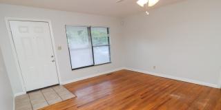 811 South Lipona Road Gallery 3