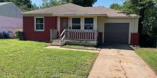 Cute two bedroom home with walking distance to elementary school Gallery 1