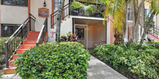 359 Lakeview Dr 359 Lakeview Dr Gallery 1