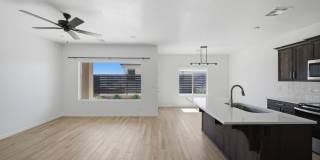 Pet Friendly 4 Bedroom Home in a Beautiful Neighborhood! Gallery 11
