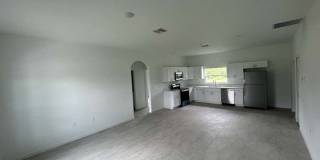 1701 NE 44th Terrace Gallery 6