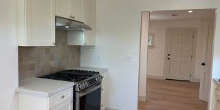 Newly renovated 2 bedroom 2 bathroom in a great location Gallery 27