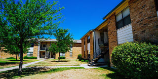 Cross Timbers at Grand Street Gallery 2