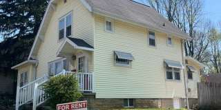 SUMMER SPECIAL! Available July 2026! 3 Bed, 1.5 bath Home Gallery 1