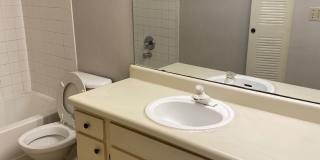 Venetian Place - 1323 Gallery 12