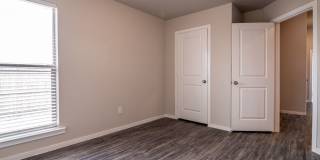 Willowbend - 1919 Langford Ave Gallery 24