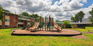 Pembroke Town Center Apartments Gallery 11