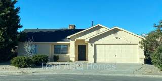 3 Bed, 2 Bath Family Home in Westgate Heights Neighborhood Gallery 1