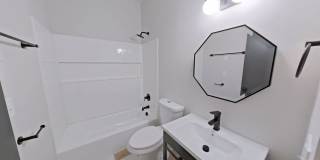 University Manor - Newly Renovated Units just a short walk from Campus! Gallery 115