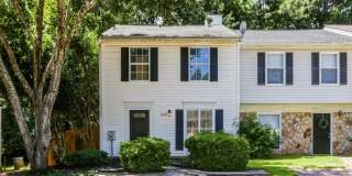 TownHome Near Downtown Kennesaw Gallery 1