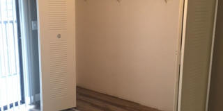 Seville Apartments. A Beautiful apartments is waiting for you to make it a Home. Great Specials Today! Gallery 8