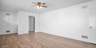 4309 31st Street Gallery 5