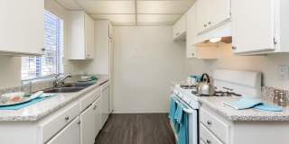 Carlyle Square Apartment Homes Gallery 19