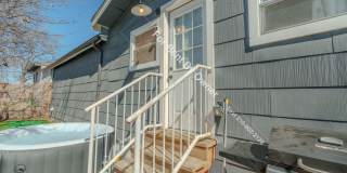 807 Dreiss Street Gallery 23